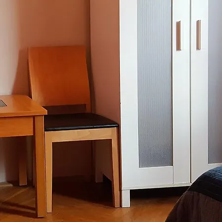 Cinnamon Hostel Vratislav